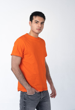 Коралловая мужская футболка